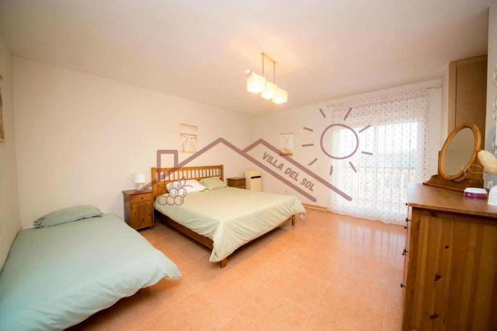 Villa Del Sol - Piscina Climatizada Mentrida Exteriör bild
