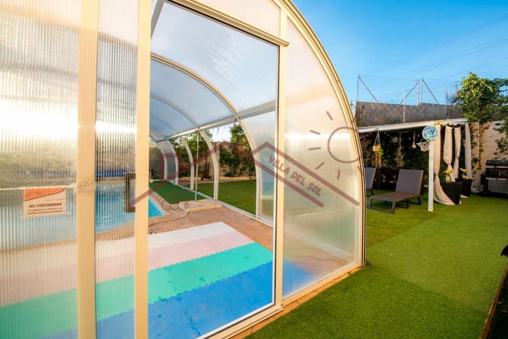 Villa Del Sol - Piscina Climatizada Mentrida Exteriör bild